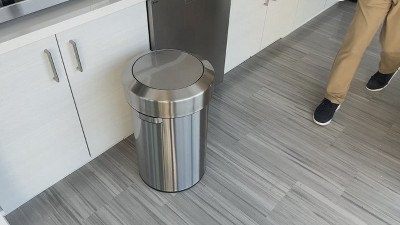 Fingerprint Resistant Stainless Steel 17 Gallon Touchless Trash Can