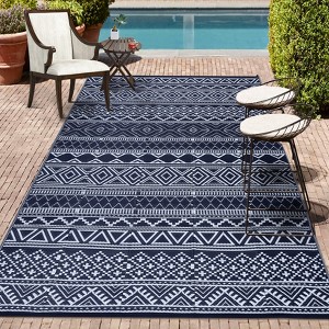 Outdoor Modern Stripe Foldable Picnic Mat With Storage Bags Abstract Plastic Straw Rug Erasable Carpet for Camping Garden Backyard - 1 of 4