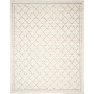 Amherst AMT422 Power Loomed Indoor Rug -Safavieh - 1 of 4