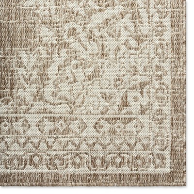 Azalea Medallion Taupe & Ivory Indoor/Outdoor Synthetic Area Rug, 5'2"x7'2"