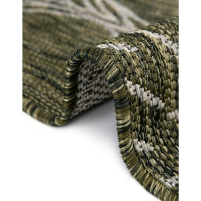 Green and Ivory Synthetic Outdoor Botanical Area Rug, 6' x 9'