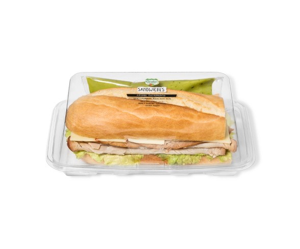 Fresh Garden Highway Spicy Turkey Avocado Sub Sandwich - 9.5oz