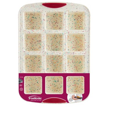 Confetti White Silicone Non-stick 12-Cavity Brownie Pan
