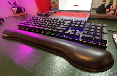 Innovera Softskin Gel Keyboard Wrist Rest - Black : Target