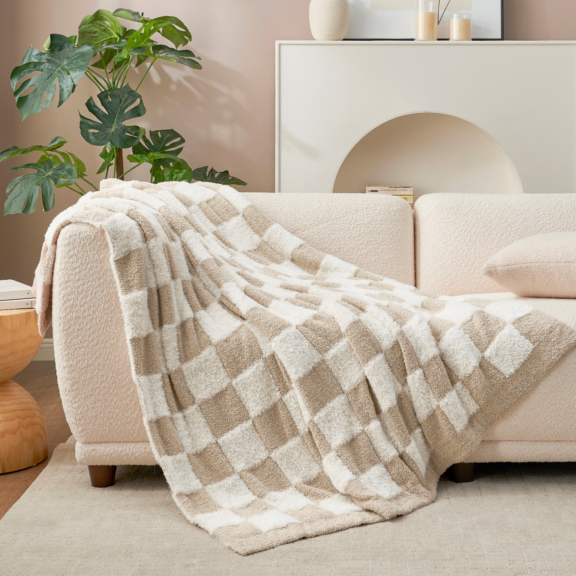Soft Faux Fur Knit Checkered Throw Blanket Fluffy Bedding Blankets Snuggle Sac, 50*60", Beige White