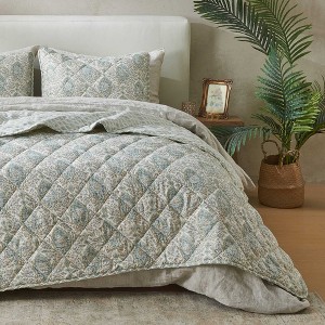 Patina Vie Vintage Floral Printed Quilt Set with Shams - 1 of 4