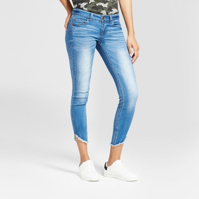Womenu0027s Frayed Hem Crop Skinny Jeans - Dollhouse (Juniorsu0027)