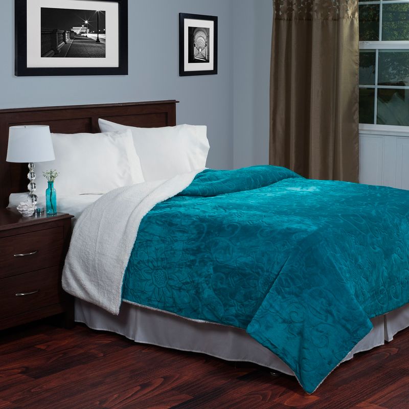 Hastings Home Floral Etched Fleece Blanket - F/Q-Teal, 1 of 8
