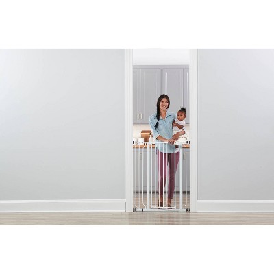 regalo easy step baby gate