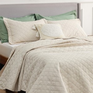 Bedsure | 3Pcs Soft Cozy Quilt Bedding Set for Summer Lightweight - 1 of 4