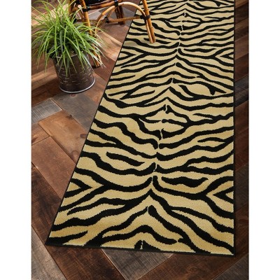 Unique Loom  Wildlife Okapi Area Rug