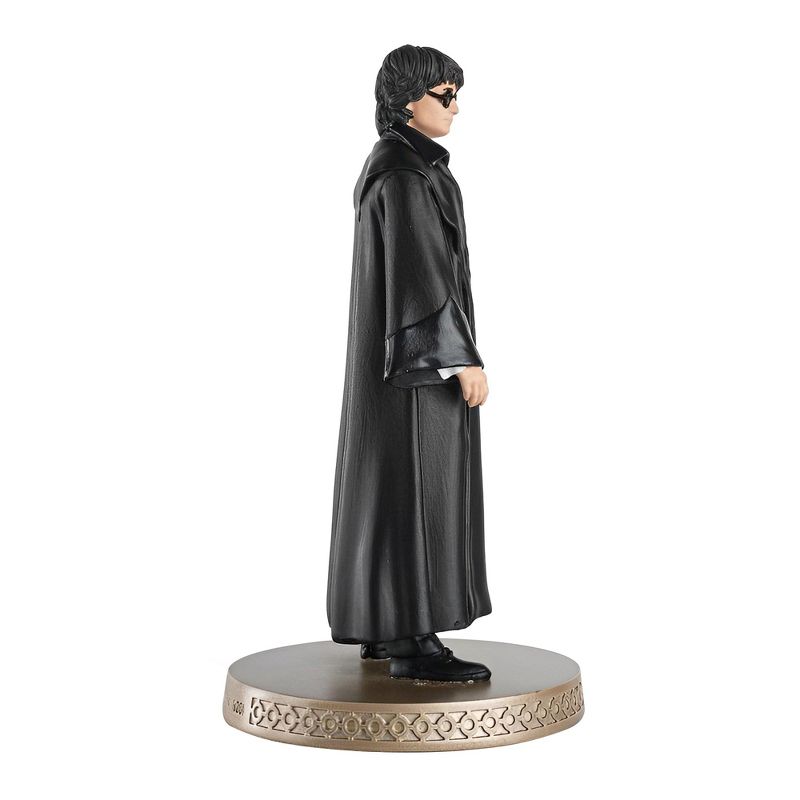 Eaglemoss Collections Wizarding World Harry Potter 1:16 Scale Figure | 050 Harry (Yule Ball), 4 of 8