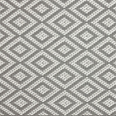 Gray and Cream Diamond Pattern Synthetic Indoor/Outdoor Rug 6'6" x 9'6"
