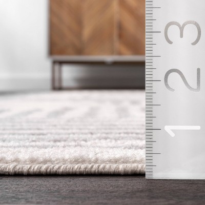 Reversible Easy-Care Rectangular Rug 8' x 10' in Light Gray