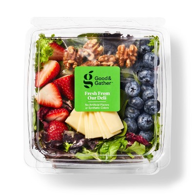 Spring Berry Havarti Salad with Balsamic Dressing - 10oz - Good &#38; Gather&#8482;