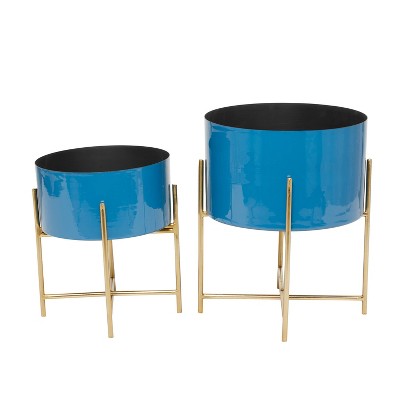 Olivia & May - 2pc Round Modern Metal Planter Pots With Gold Metal ...