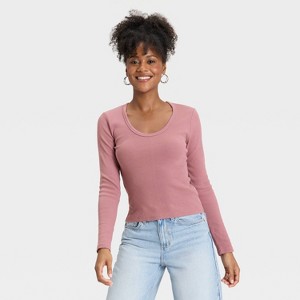 Women's Slim Fit Long Sleeve Scoop Neck Ribbed T-Shirt - Universal Thread™ - 1 of 4