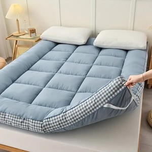 Mattress with checkered three-dimensional edges, 4 colors - 1 of 4
