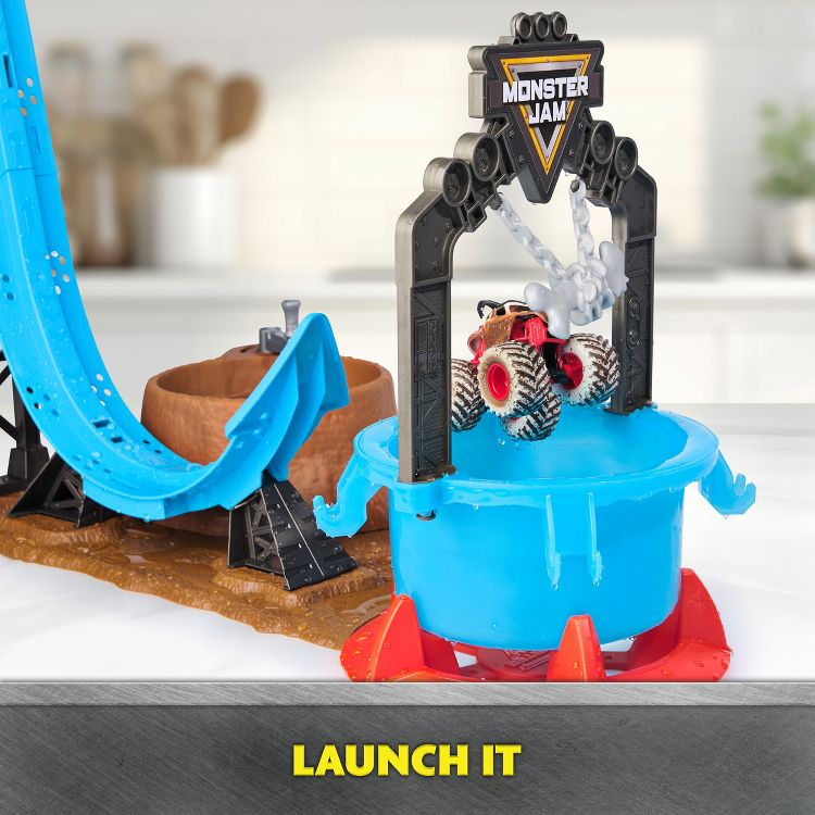 Monster Jam Mud Blasters Monster Mutt Dalmatian Dunk Tank Playset : Target