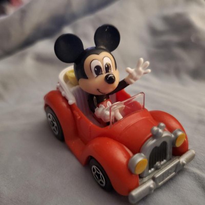 Hot Wheels RacerVerse, juego de 4 autos de juguete de Disney fundidos a  presión optimizados para Hot Wheels Track con personajes populares de  Disney