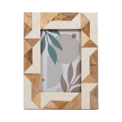Sagebrook Home Boho Picture Frame - Geometric Resin & Wood Design - Rustic Home Decor for Living Room, Bedroom & Office - 9" White