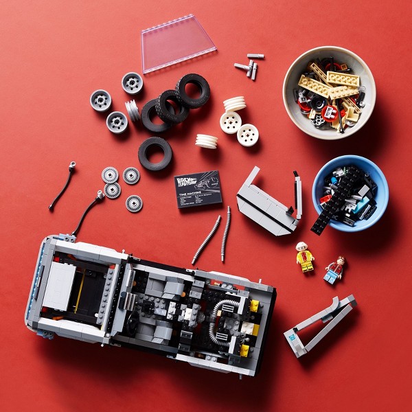 LEGO Icons Regreso al Futuro Máquina del Tiempo Set de Auto 10300 5