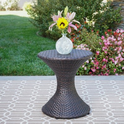 Maggift Patio End Tables, Stylish End Tables for Indoor and Outdoor Use, Ideal for Gardens, Backyard, Special Design, Brown, 16.25"*16.25"*17.3"
