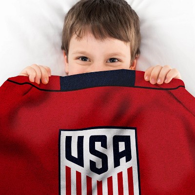 US Women's Soccer Lindsey Horan Red Fleece Throw Blanket