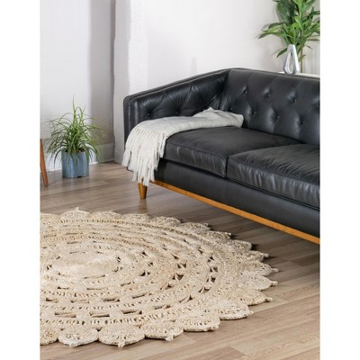 Handmade Ivory Braided Jute Round Floral Area Rug