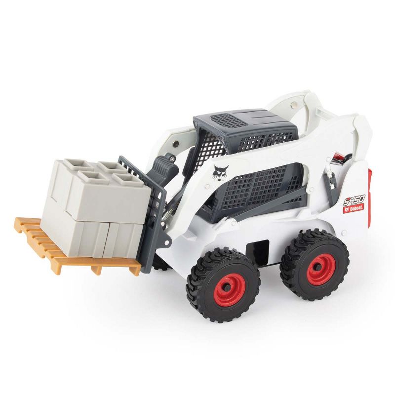 Tomy 1/16 Big Farm Kids' Bobcat S450 Skid Steer Set with Accessories 47259, 5 of 9