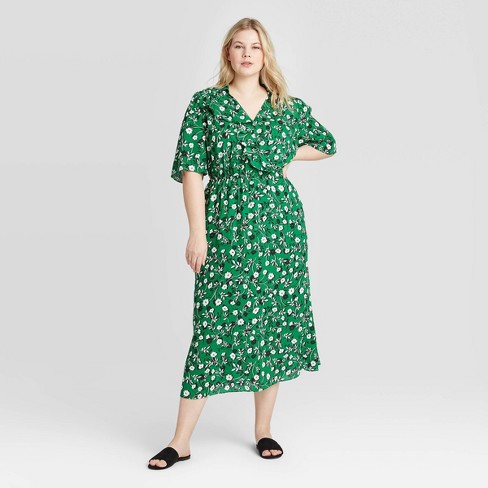 Women S Plus Size Floral Print Elbow Sleeve Dress Who What Wear