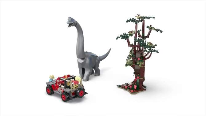 LEGO Jurassic Park Brachiosaurus Discovery with Jeep Toy 76960, 2 of 9, play video