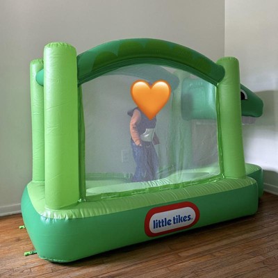 Little tikes bounce house target deals