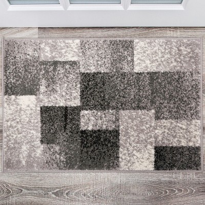 Modern Distressed Geometric Area Rug 2' x 3' in Gray