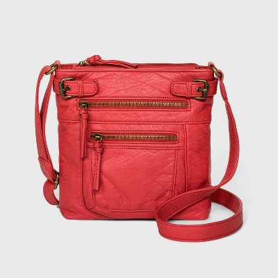  Bueno Zip Closure Crossbody Bag - Red 