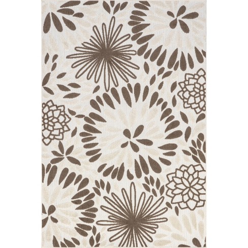 nuLOOM 4' x 6' Monique Floral Indoor/Outdoor Area Rug