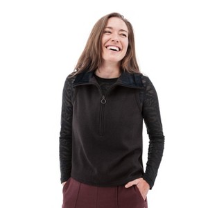 Aventura Clothing Women's Perfect 1/2 Zip Vest - 1 of 4