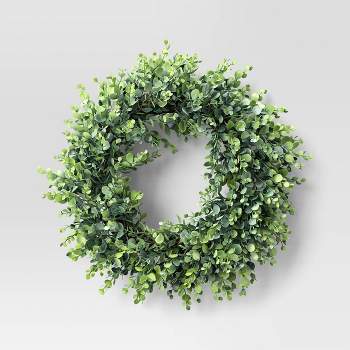 4.5" Boxwood Artificial Wreath Green - Threshold™
