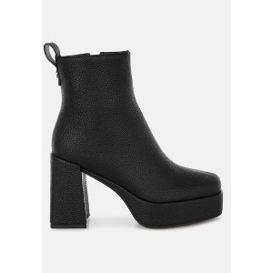 Poulin Faux Leather Chelsea Boots Women - 1 of 4