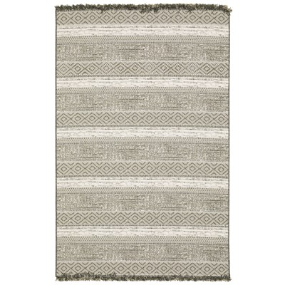 Oriental Weavers Gillian 1622E Beige/ Black Indoor/Outdoor Area Rug - 3'3" x 5'