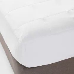 Queen Comfort Quilted Mattress Pad - Room Essentials™