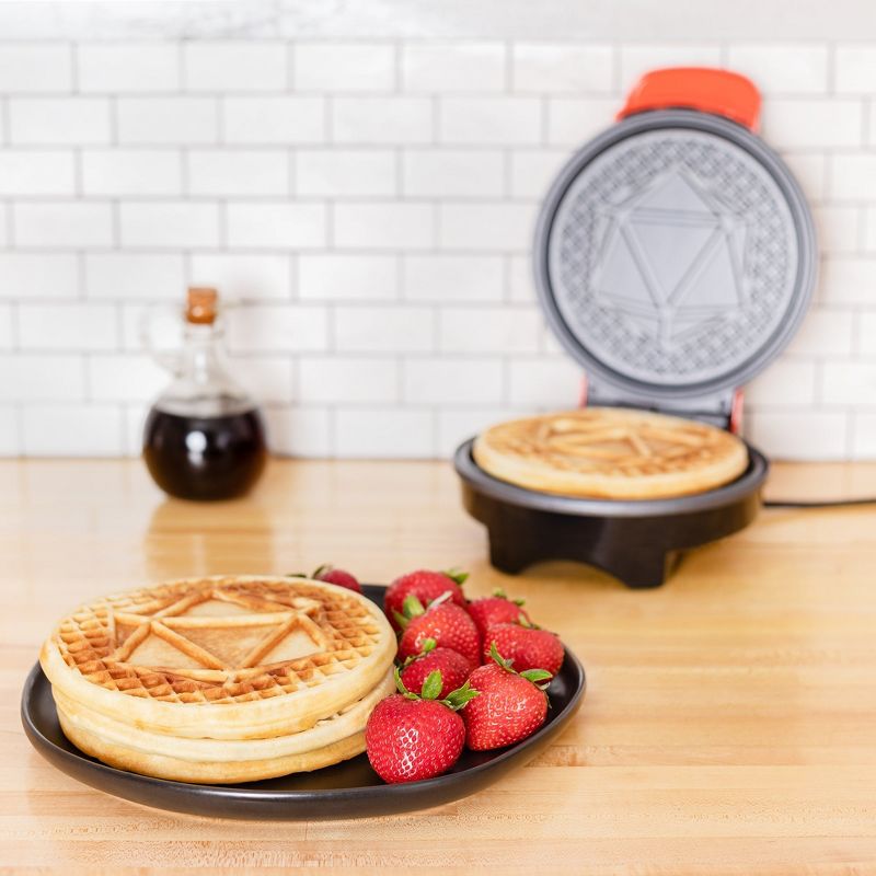 Uncanny Brands Dungeons & Dragons Waffle Maker, 5 of 8