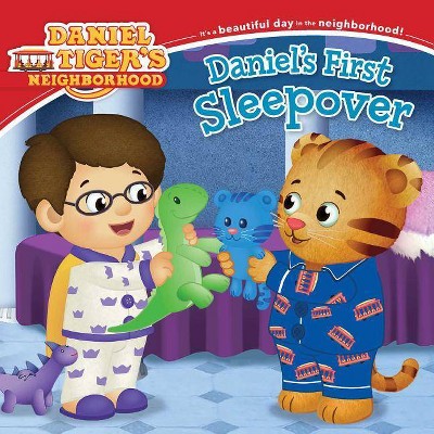 Daniel's First Sleepover - (Daniel Tiger's Neighborhood) (Paperback)