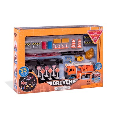 driven construction site crane playset