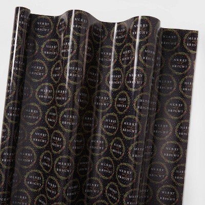 55 sq ft Merry & Bright Wreath Gift Wrap Black - Wondershop™