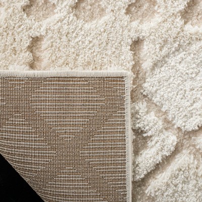 Off-White Geometric Shag Synthetic Area Rug 5'1" x 7'6"