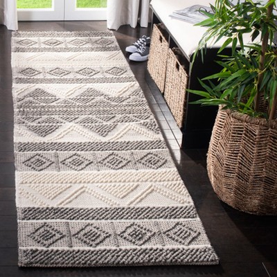 Ivory and Gray Hand-Tufted Wool Runner Rug, 2'3" x 8'
