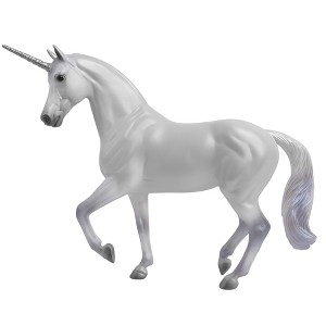 Breyer: Horses The Freedom Series - Lysander Unicorn - 1 of 4