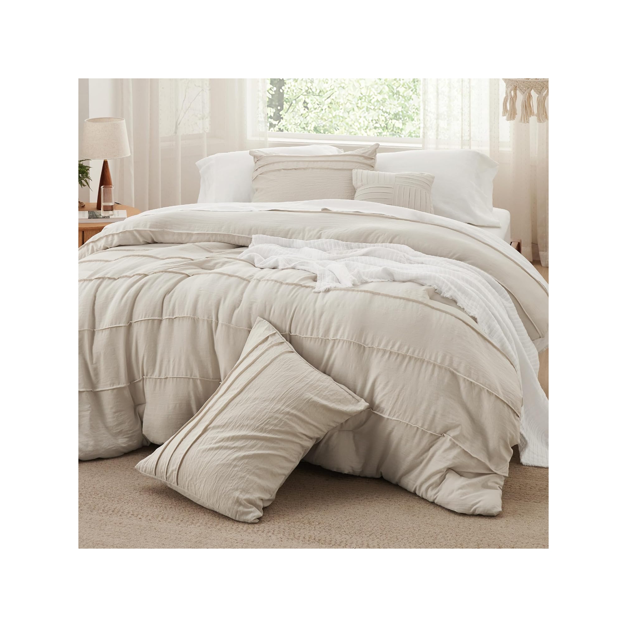 Bedsure Queen Comforter Set 4 Piece Pinch Pleat Beige Bedding OEKO-TEX Certified All Season Bed Set Ideal Christmas Gift