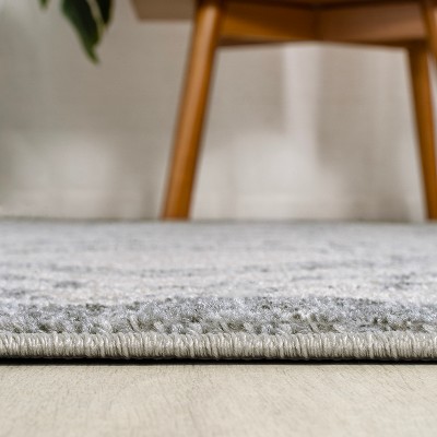 Modern Geometric Gray Synthetic Round Area Rug 92.91 in